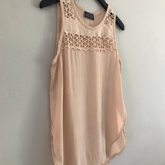 Astr | Blush Crocheted Inset Tank Top | Sm - Picture 8 of 10